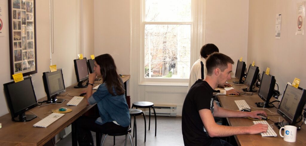 OHC トロント校 4